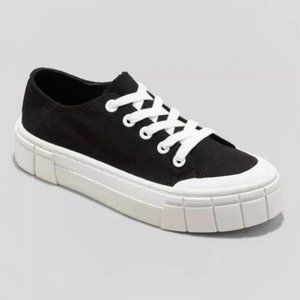 Mad Love Women's Fran Sneakers Black